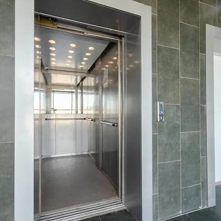 Apartment Petrovdom 35-74 In Panoramic 2 Bedroom At Rc Kvartet, 16г Vasyl Lypkivskyi Street *